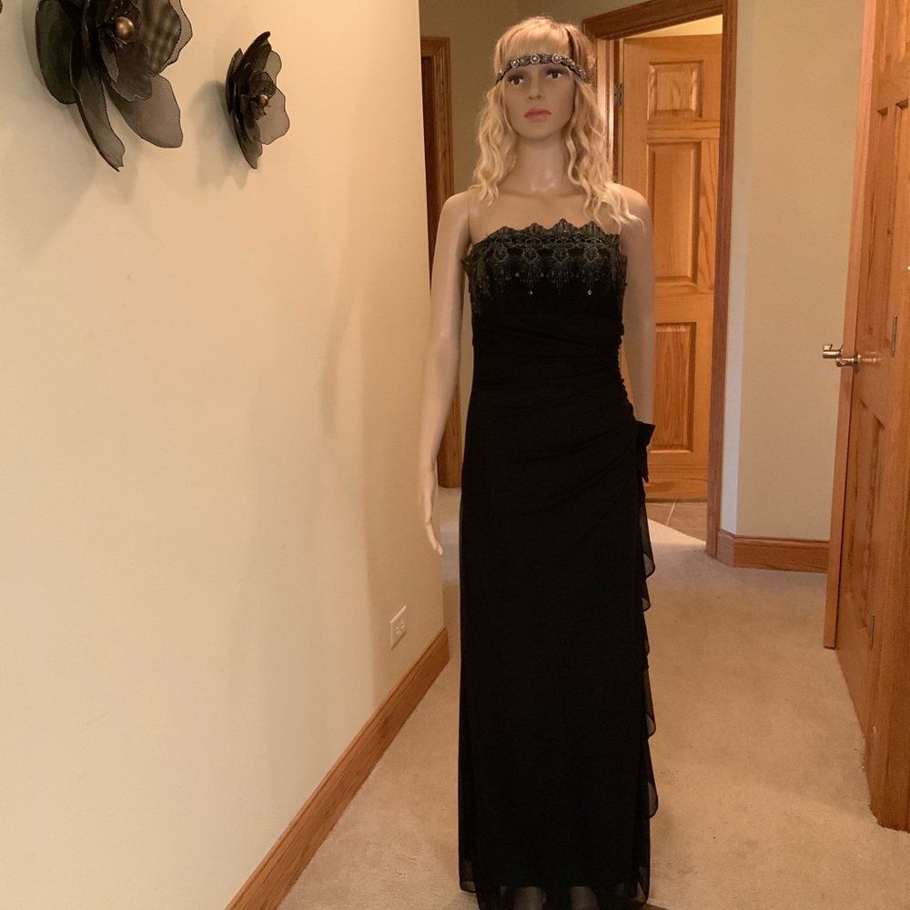 👗👗BLONDIE EVENING GOWN